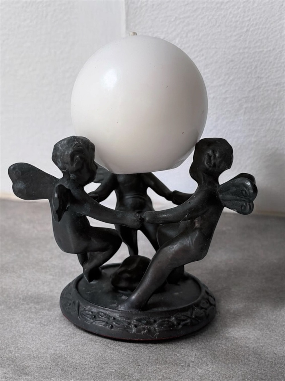 Antique-Style Black Cherub Trio Sculpture holder display Decorative Home Art